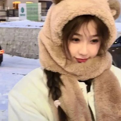 后窗的女人海报